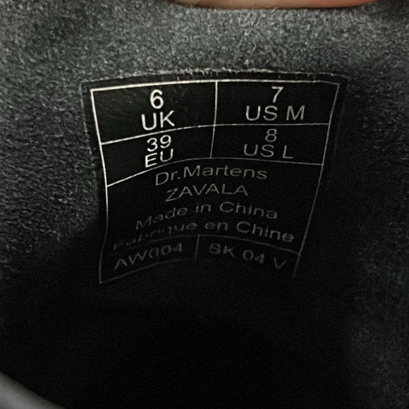 Dr. Martens Women's Zavala Genuine Leather Combat Ankle Boots Black Men’s 7 WM 8 - Picture 9 of 10